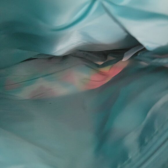 Lily Bloom Multicolor Floral Pattern Crossbody Bag With Adjustable Strap - Picture 10 of 11